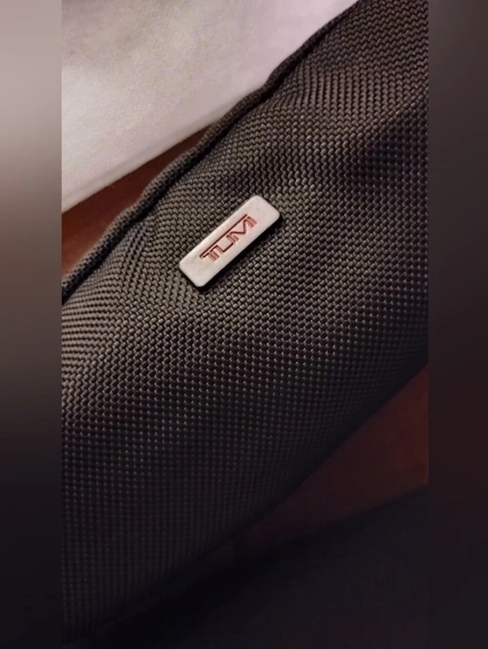 TUMI Alpha 3 Electronic Cord Pouch. Black Zip.